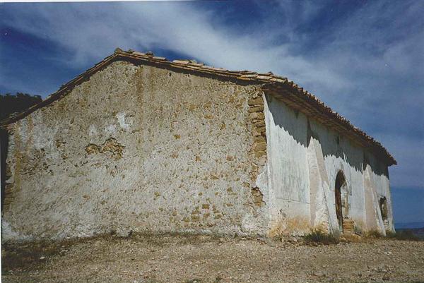 Imagen: Laluenga. Ermita de San Juan.