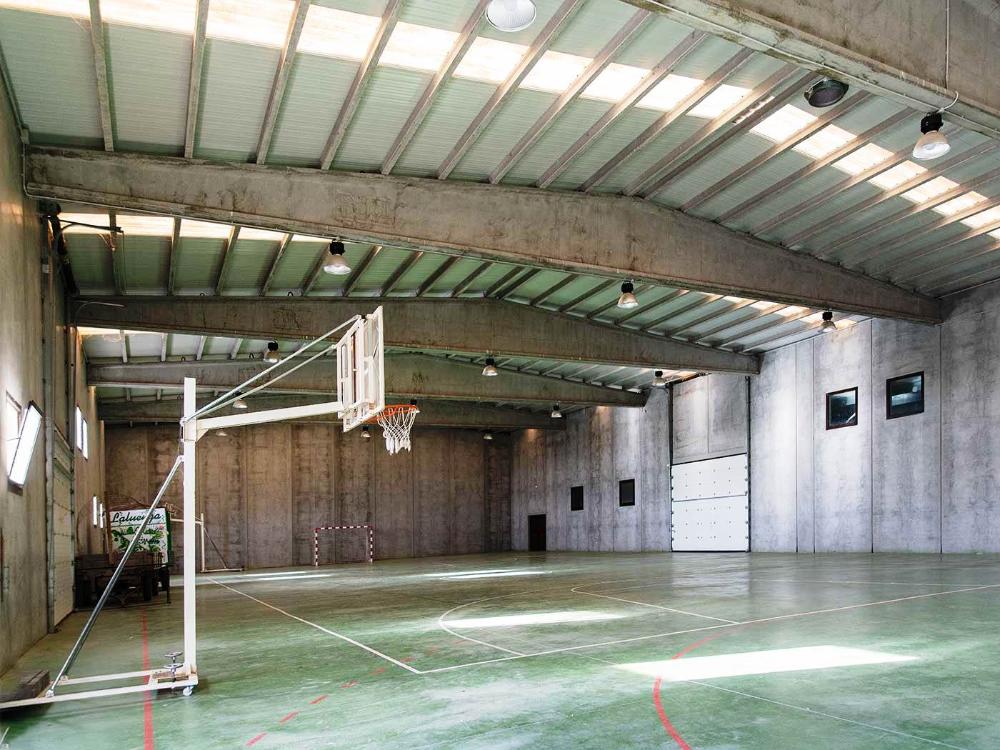 Imagen: Laluenga. Instalaciones deportivas municipales.